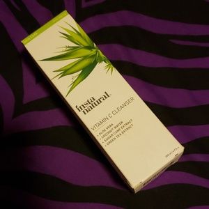 Makeup - New insta natural vitamin c cleanser Makeup - New insta natural vitamin c cleanser
